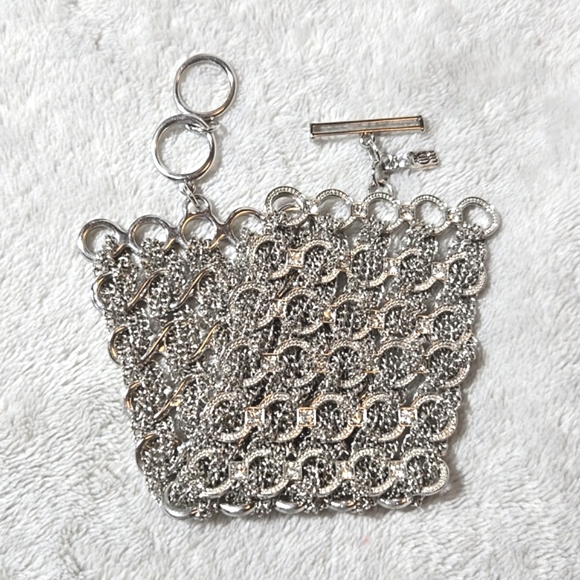 #273 SIGNED JLo JENNIFER LOPEZ Silver Tone Crystal Chain Link Toggle Bracelet - Picture 2 of 5